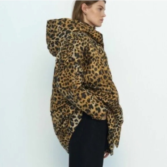 ZARA oversized puffer coat - Picture 1 of 5